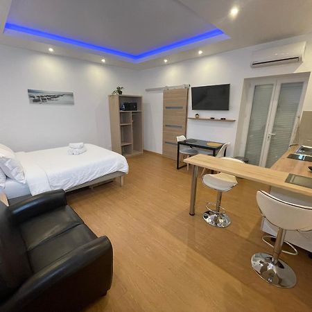 Residence Akantha Ница Екстериор снимка
