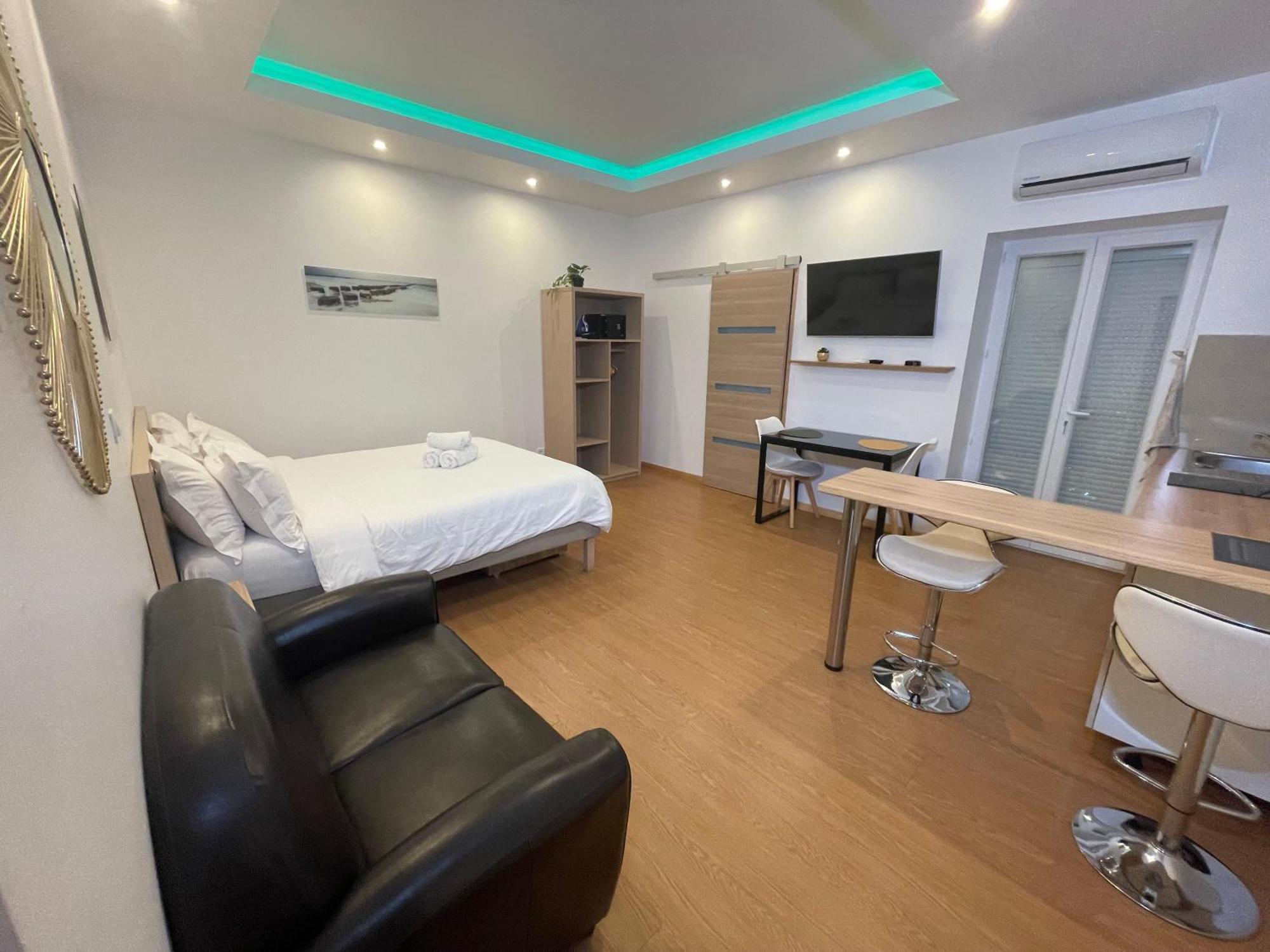 Residence Akantha Ница Екстериор снимка