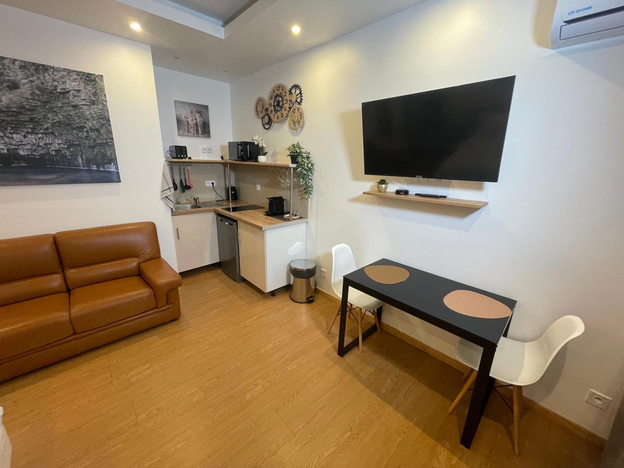 Residence Akantha Ница Екстериор снимка