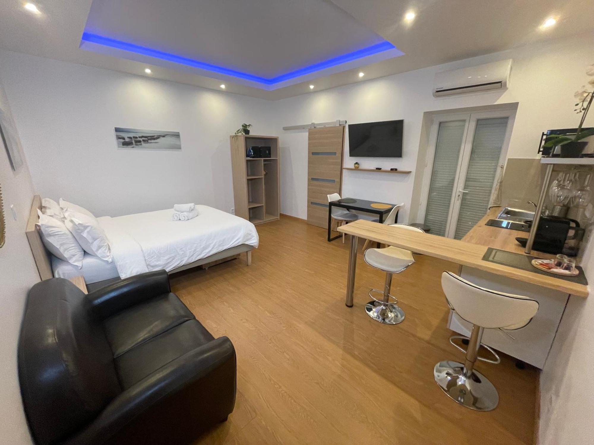 Residence Akantha Ница Екстериор снимка